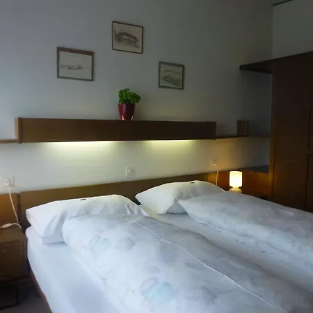 Bahnhof Szálloda 2*