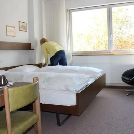 Bahnhof Szálloda 2*