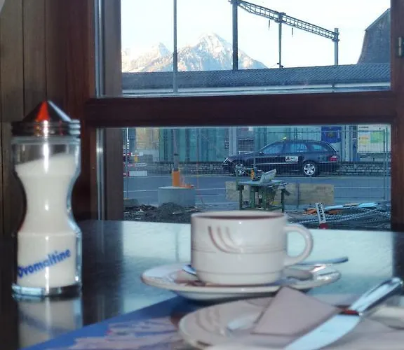 Hotel Bahnhof Interlaken