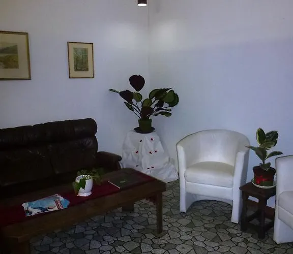 Bahnhof إنترلاكن