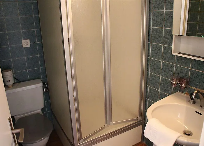 Bahnhof Szálloda 2*